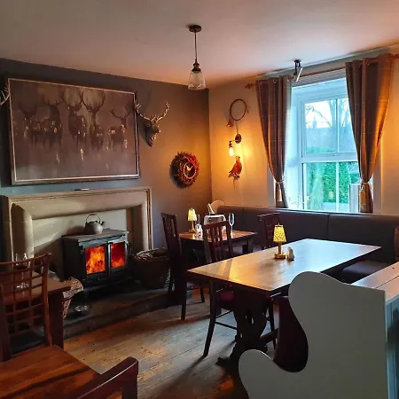 The Clarendon Country Pub With Värdshus Hebden