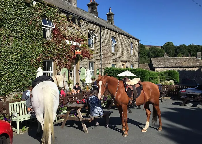 The Clarendon Country Pub With 4* Hebden
