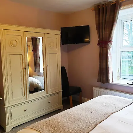 The Clarendon Country Pub With 4* Hebden