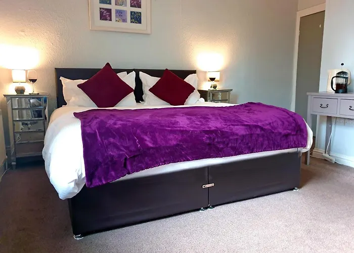 The Clarendon Country Pub With Inn