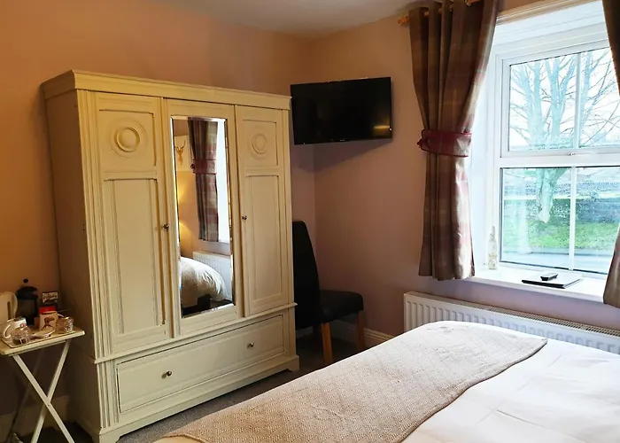 The Clarendon Country Pub With 4* Hebden