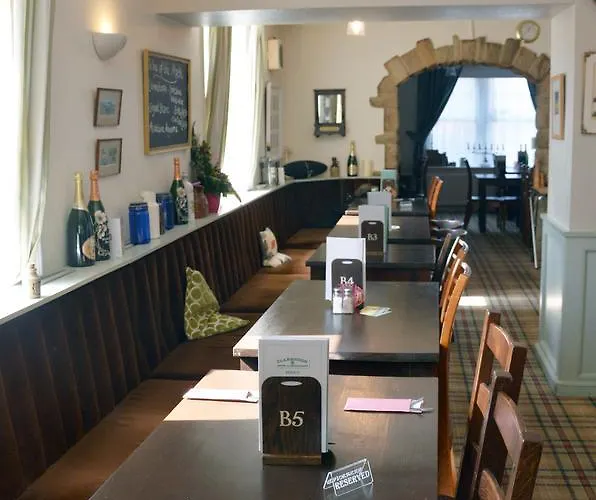 Inn The Clarendon Country Pub With