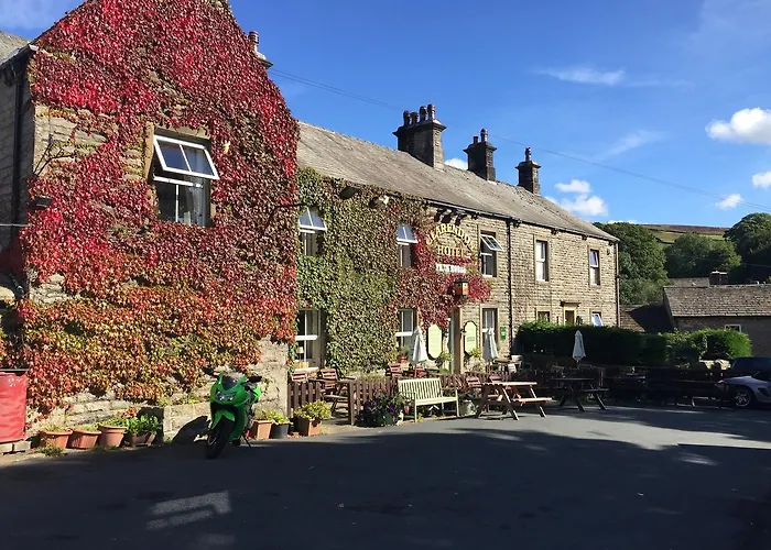 The Clarendon Country Pub With Inn Hebden