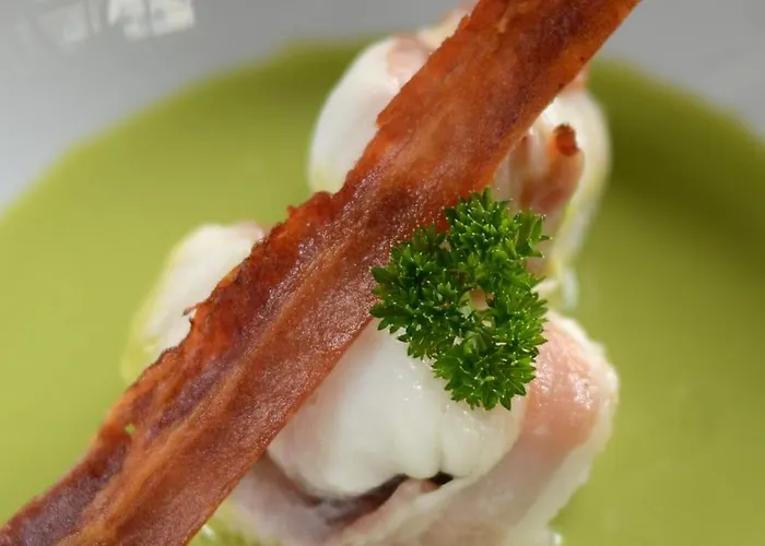 The Clarendon Country Pub With 4*